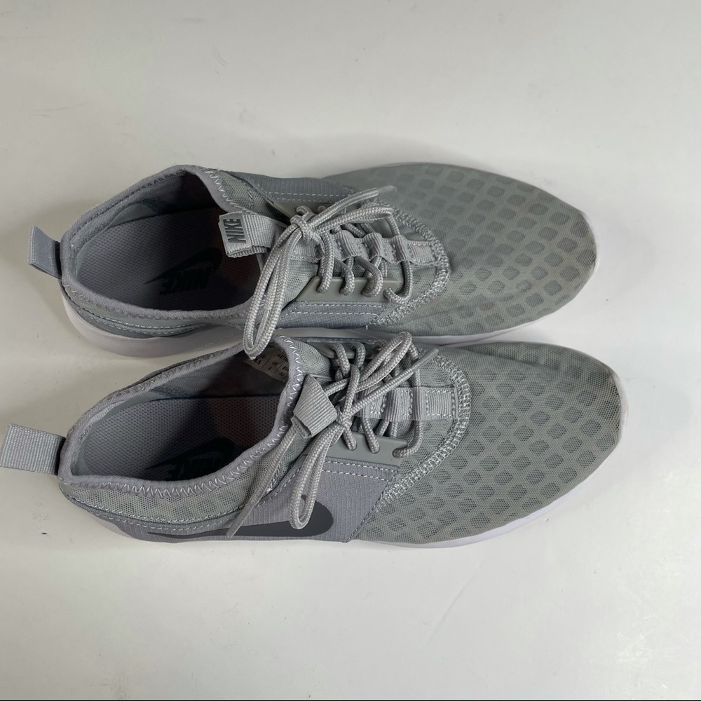 Nike Women’s Juvenate Sneakers Size 8.5 - Picture 4 of 9